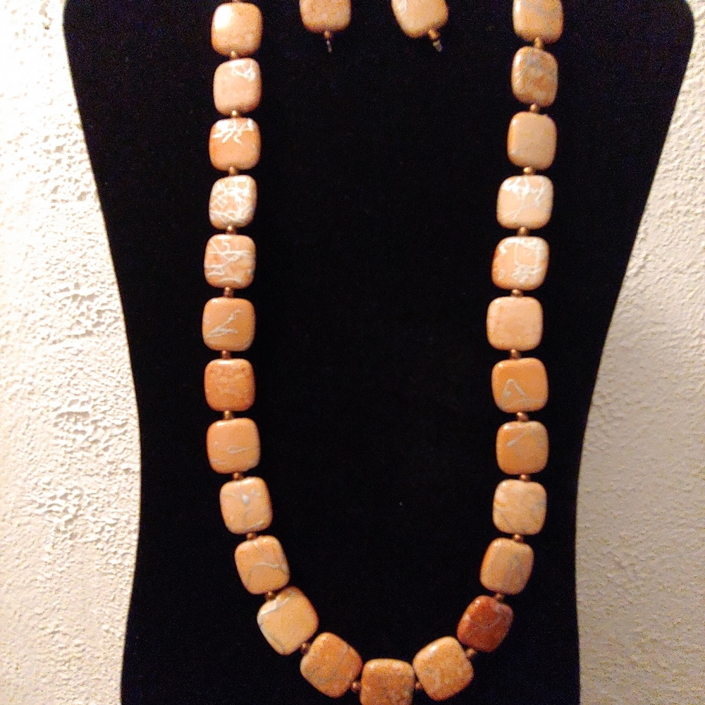 Necklace with Earrings - Picture 2 of 3